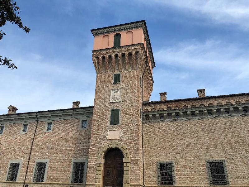 Castello di Palata Pepoli, Crevalcore - foto d'archivio del Comune di Crevalcore Castello di Palata Pepoli, Crevalcore - foto d'archivio del Comune di Crevalcore