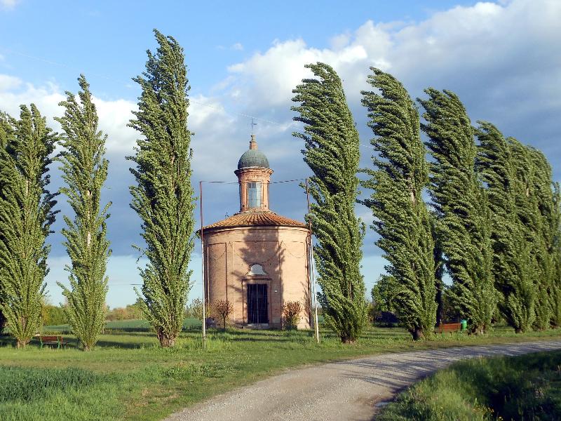 Oratorio della Rotonda, Crevalcore - foto d'archivio del Comune di Crevalcore, 2021 Oratorio della Rotonda, Crevalcore - foto d'archivio del Comune di Crevalcore, 2021